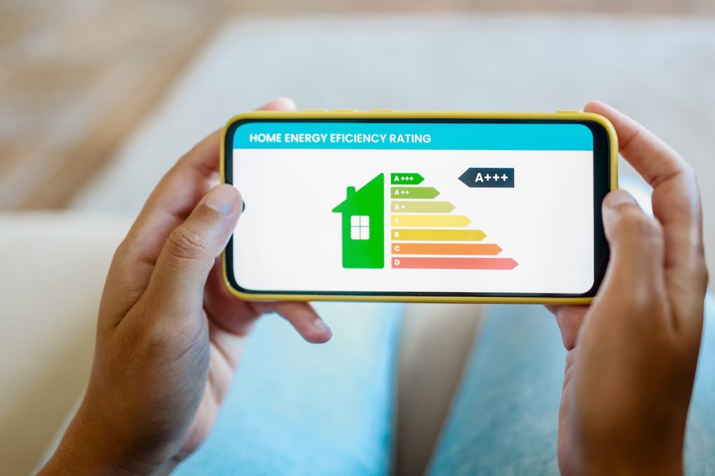 Jeder kann zu Hause zur Optimierung der Energieeffizienz beitragen I Foto: EnvatoElements